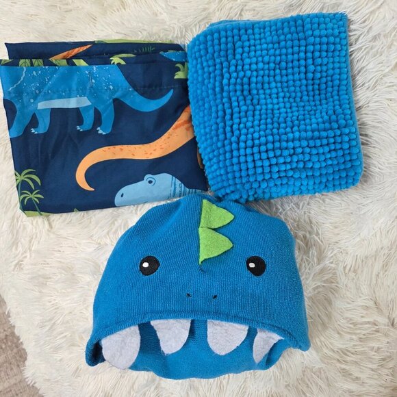 Olivia & Finn Other - Olivia & Finn Cute Dinosaur Kids' Bath Set Dino